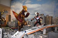 「ウルトラマンフェスティバル2018」の展示の様子。