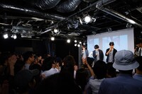 Sweet Robots Against The Machine「3」リリース記念トークイベントの様子。