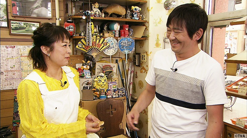 左から佐藤仁美、メッセンジャー黒田。