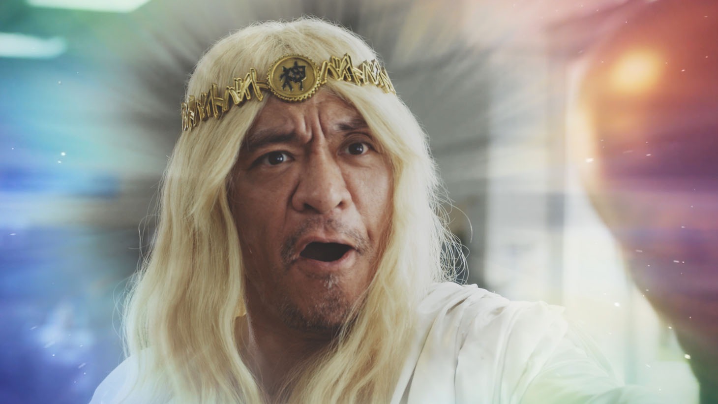 ダウンタウン松本扮するバイトの神様。