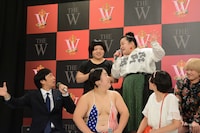 「女芸人No.1決定戦 THE W」開催会見の様子。