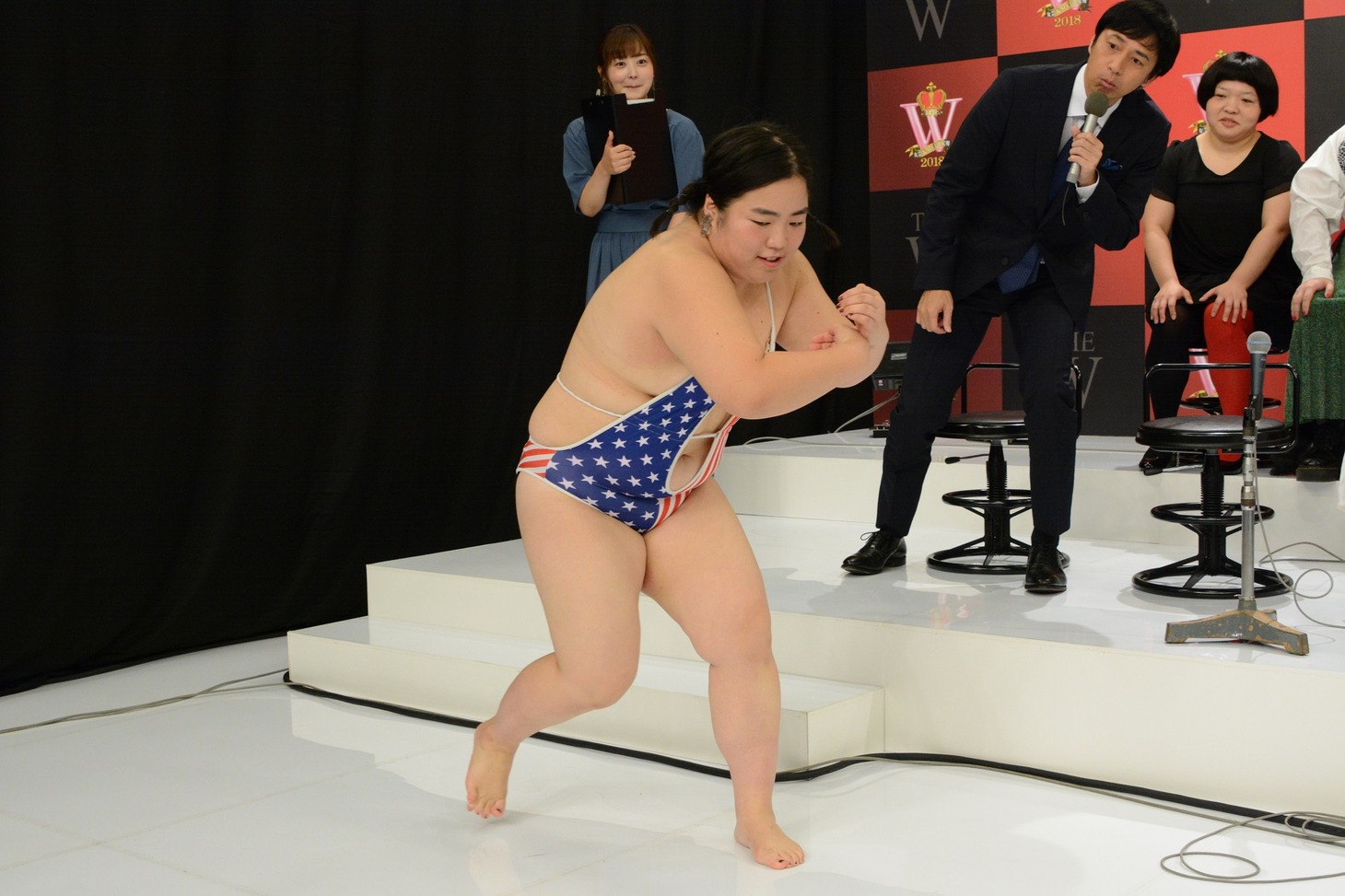 自由奔放にボケ続けるゆりやんレトリィバァ。