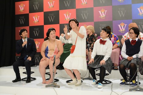 「女芸人No.1決定戦 THE W」開催会見の様子。