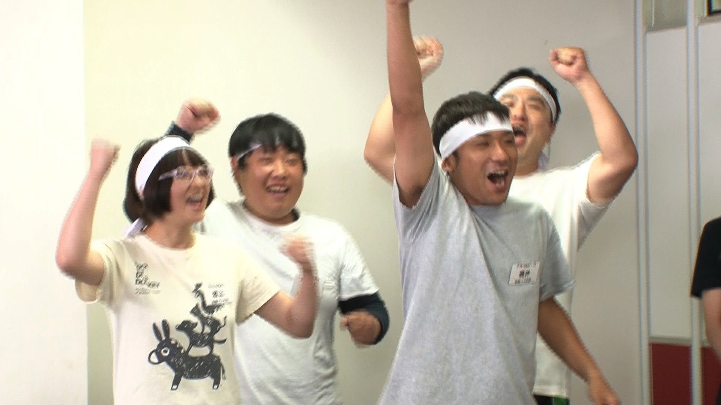 アルコ＆ピース酒井率いる白組。(c)フジテレビ