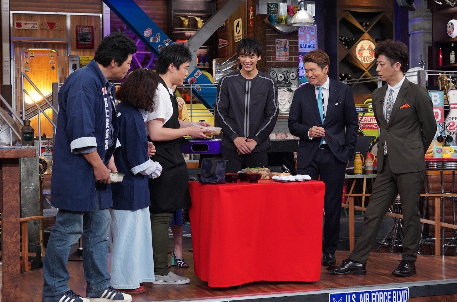 「ウチのガヤがすみません！」のワンシーン。(c)日本テレビ