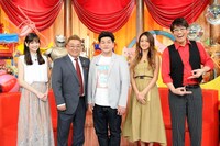 左から新川優愛、サンドウィッチマン、池田美優、古坂大魔王。(c)MBS