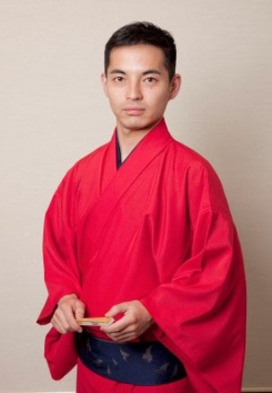 「転身組落語会」に出演する三遊亭とむ。
