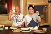 （左から）バイきんぐ小峠、千鳥ノブ。(c)関西テレビ