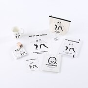 フースーヤがデザインされた雑貨の数々。