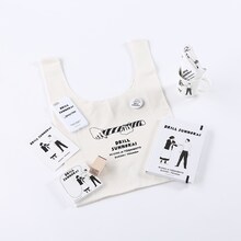 すっちー＆吉田裕がデザインされた雑貨の数々。