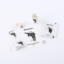 ダイアンがデザインされた雑貨の数々。