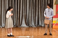 前回優勝者としてゲスト出演し、ネタを披露したパーパー。