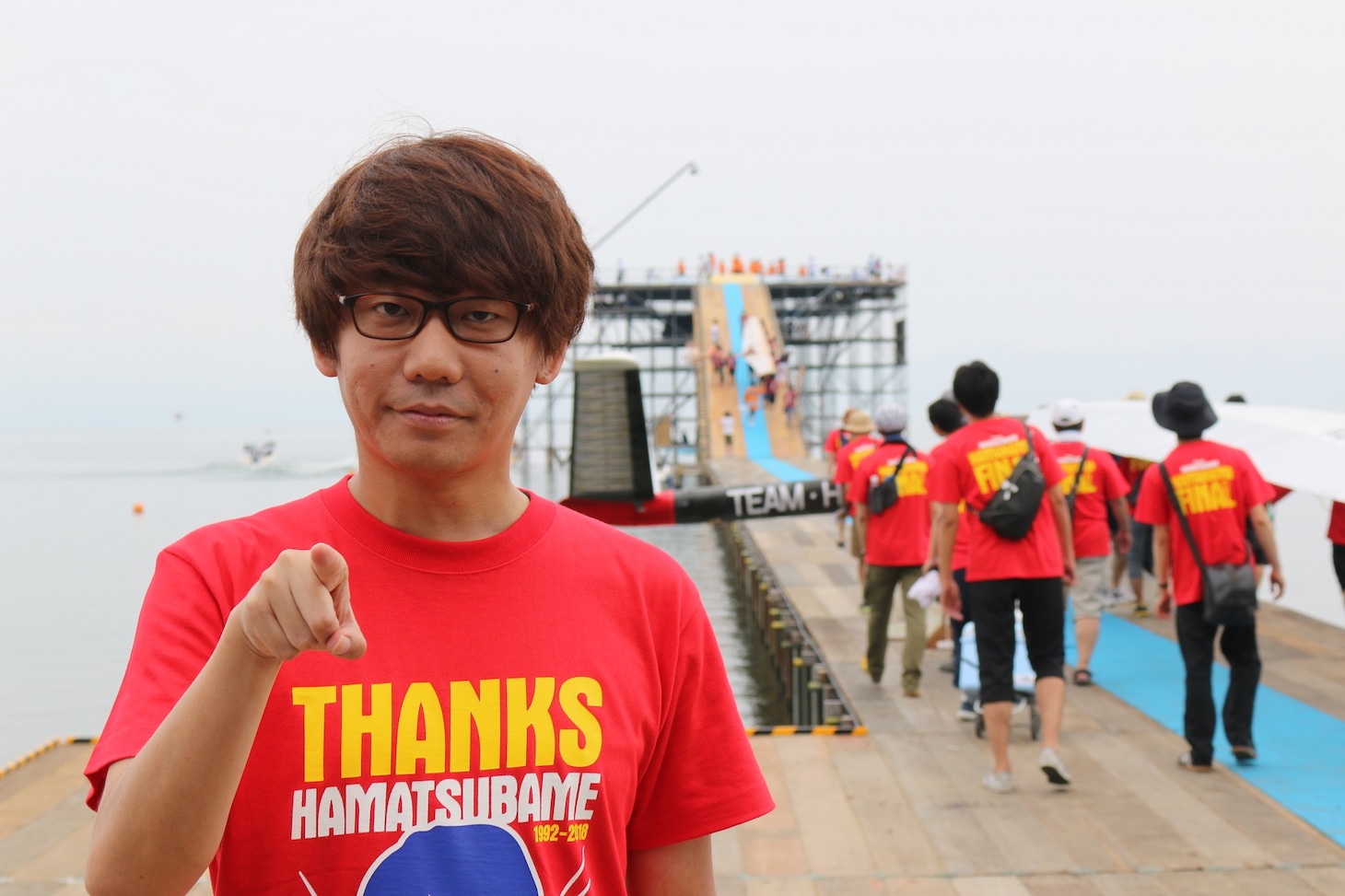 「鳥人間コンテスト2018」に挑戦する三四郎・小宮。