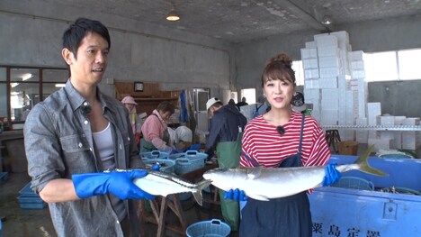 （左から）品川庄司・庄司、鈴木奈々。(c)関西テレビ