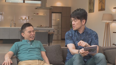 （左から）爆笑問題・太田、土田晃之。(c)中京テレビ