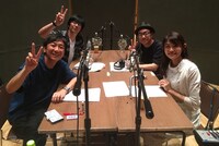 東京03と早見沙織（手前右）。