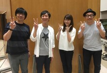 東京03と安めぐみ（左から3人目）。