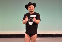 エンディングに登場する、ハリウッドザコシショウ。