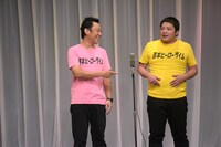 新井と安部による漫才。