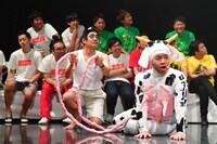 田口合奏団によるパフォーマンスの様子。