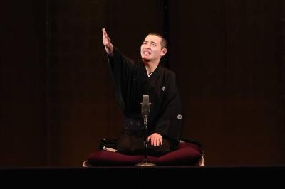 三遊亭とむのトークを堪能できるバスツアー、犬山城＆ひつまぶしの名店へ