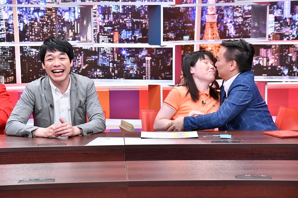（左から）麒麟・川島、尼神インター誠子、かまいたち山内。(c)中京テレビ