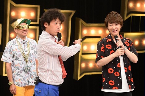 流れ星、シオマリアッチ（左）。(c)TBS