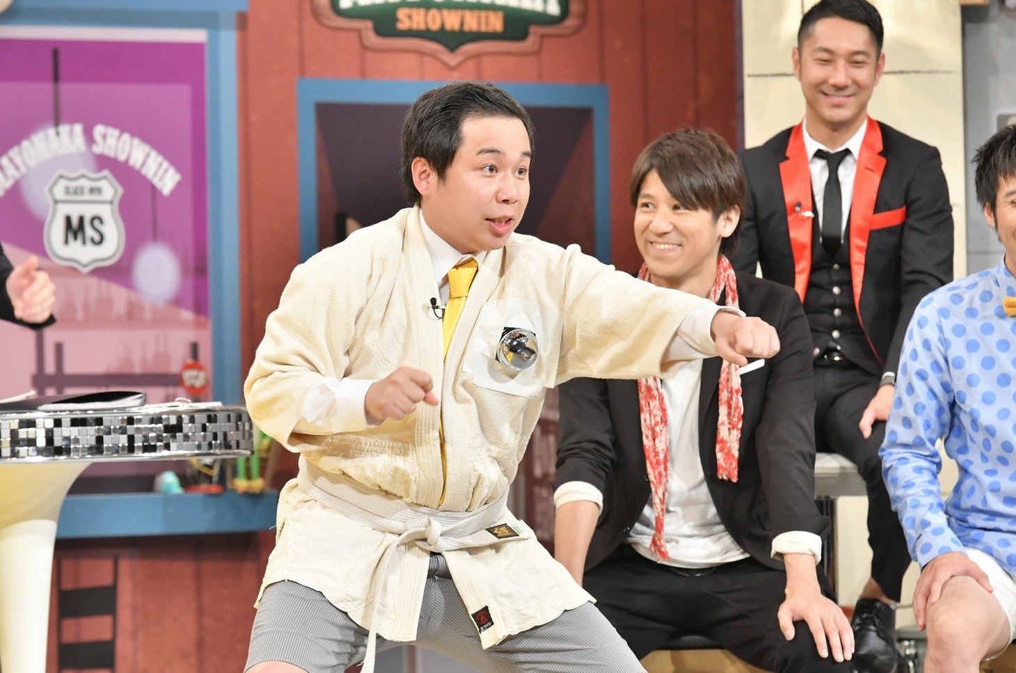 「マヨなか笑人」のワンシーン。(c)読売テレビ