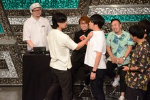 さや香・新山に手を出しそうで出さないマヂカルラブリー野田クリスタル。