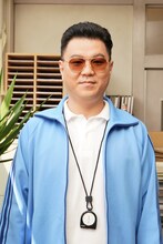 シソンヌ長谷川演じる反町先生。(c)日本テレビ