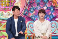 （左から）FUJIWARA藤本、多部未華子。(c)テレビ朝日