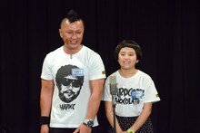 「M-1グランプリ2018」1回戦で漫才を披露する完熟フレッシュ。