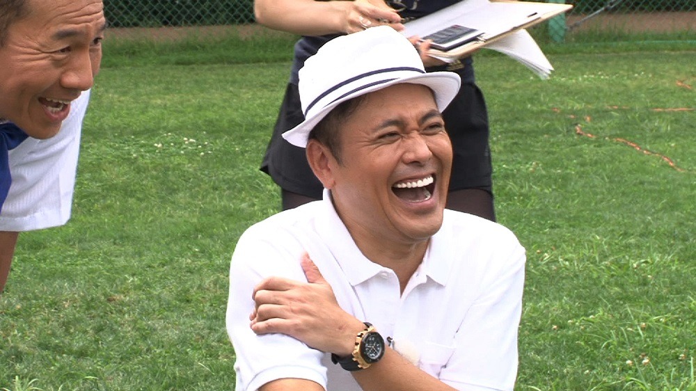 くりぃむしちゅー有田と上田（左）。(c)テレビ朝日
