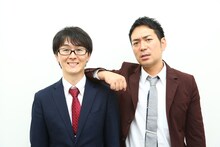 スーパーマラドーナ。左から田中、武智。