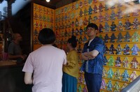 土田晃之（右）ら。(c)関西テレビ