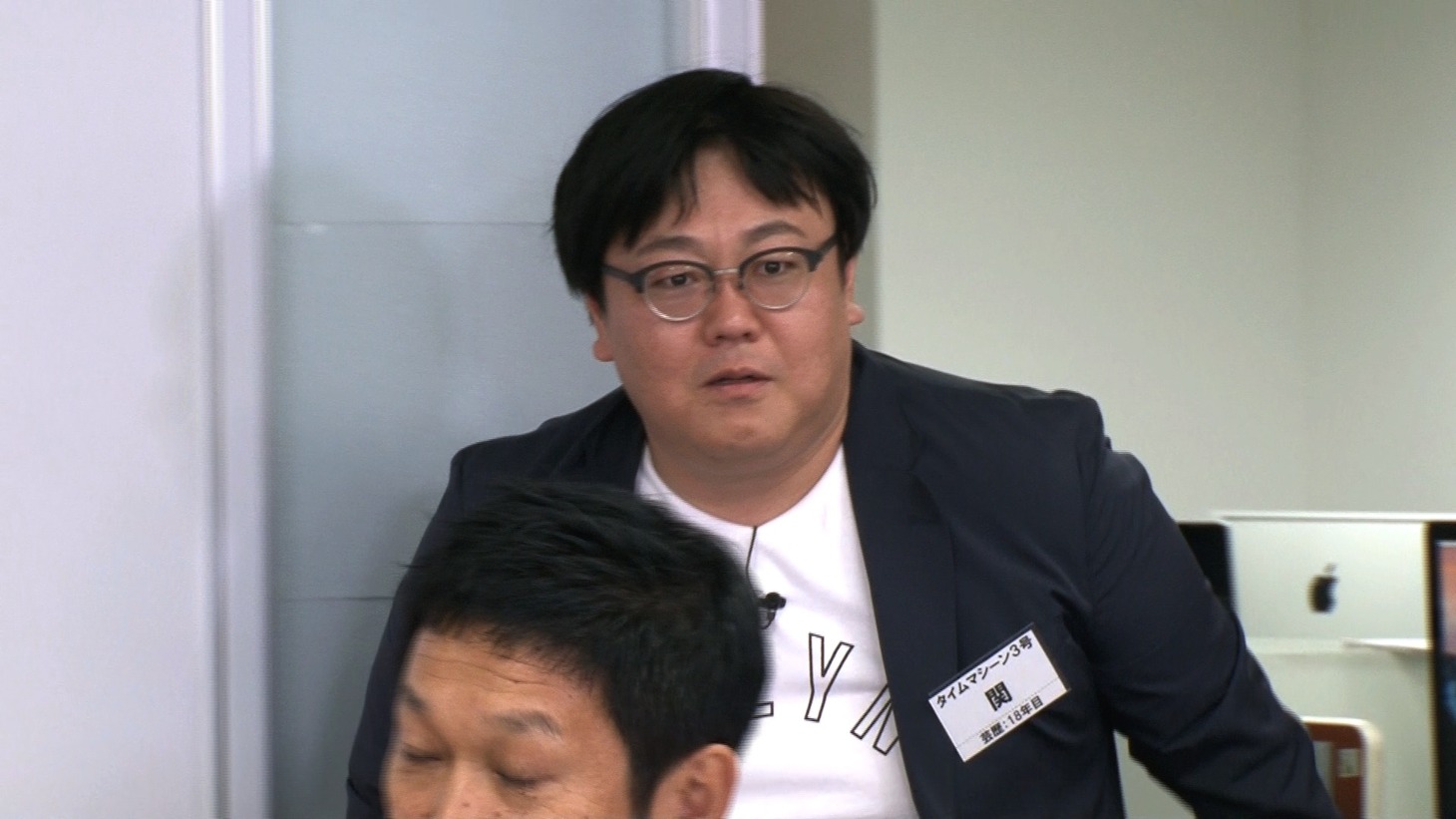 タイムマシーン3号・関（後方） (c)フジテレビ
