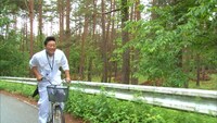 「みやぞんドッキリサイクリング」のワンシーン。(c)テレビ朝日
