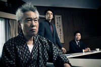 映画「ノーマーク爆牌党」より。