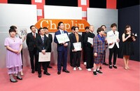 8月大会決勝に出場する芸人たち。