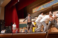 全員コントのひと幕。