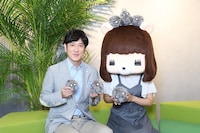 左からココリコ田中、コレサワ。