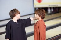 左から高塚智人、仲村宗悟。