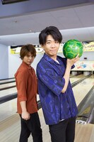 左から仲村宗悟、渡辺紘。