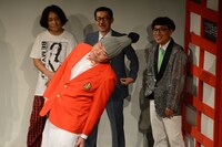 「ノーセンス GO！皆川」に臨む新宿カウボーイかねきよ。