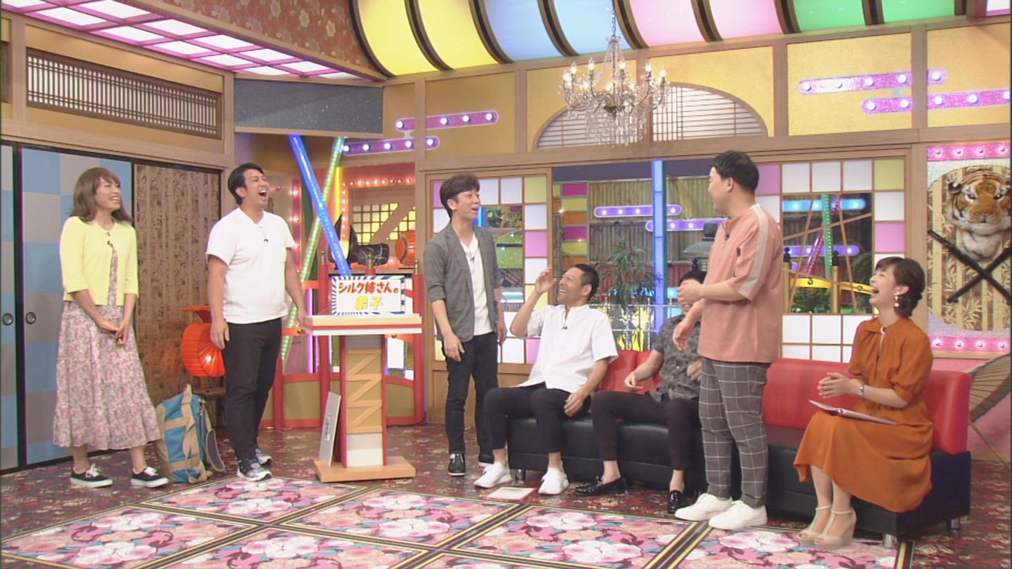 レインボー（左端）がゲスト出演する「本能Z」のワンシーン。(c)CBC