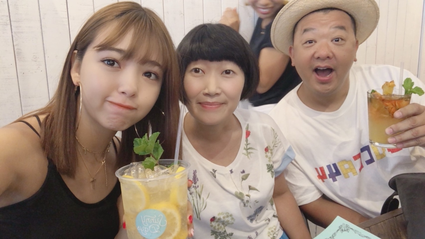 （左から）藤田ニコル、たんぽぽ川村、TKO木下。(c)フジテレビ