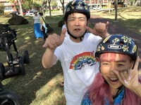 青山テルマ（右）と千鳥ノブ。(c)フジテレビ