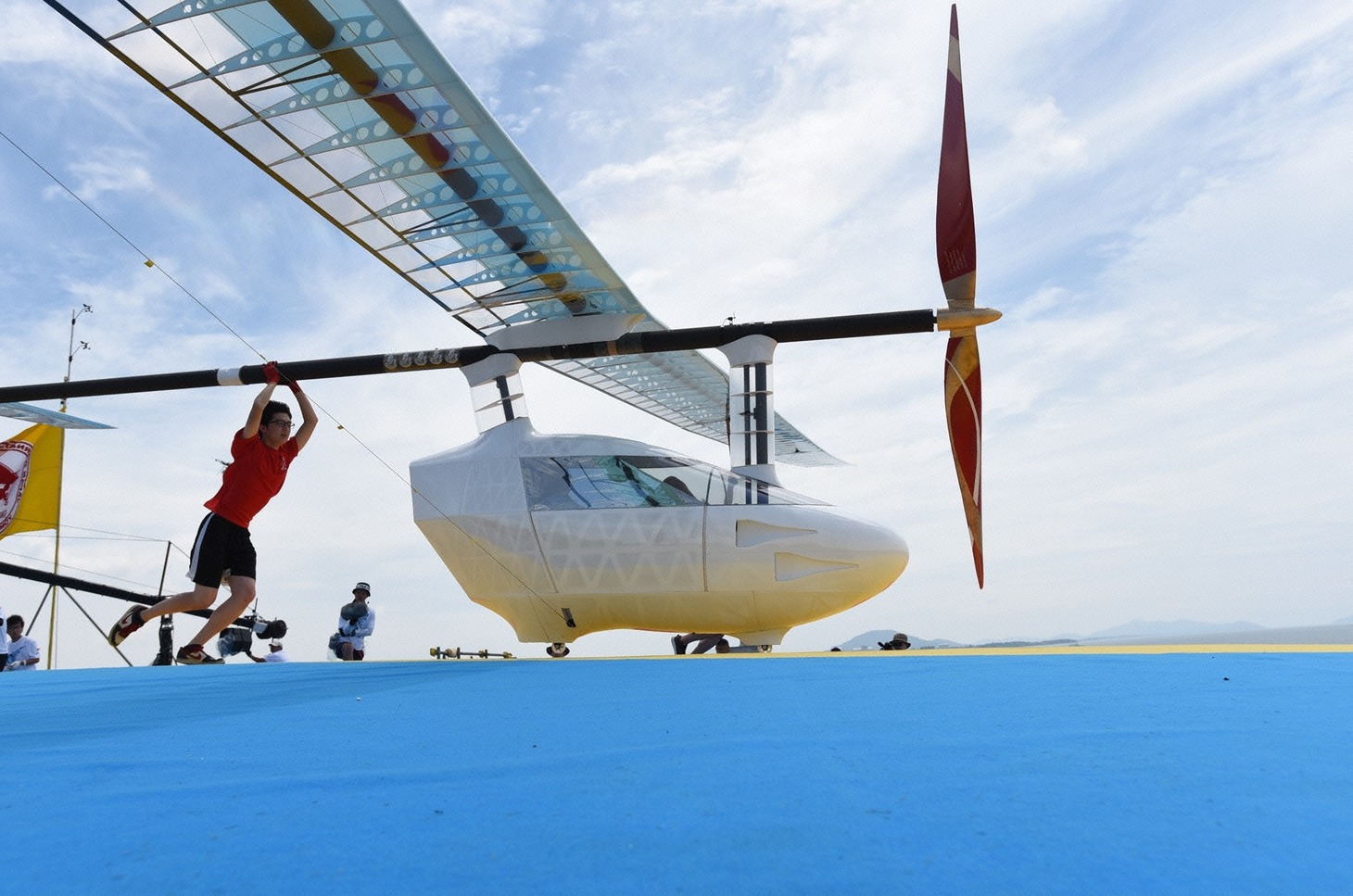 人力飛行機 (c)読売テレビ