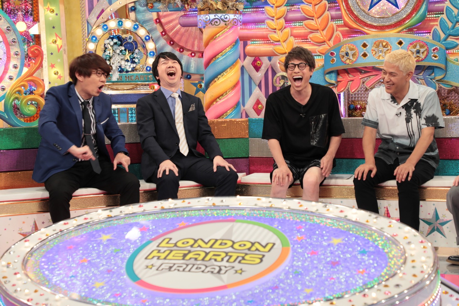 （左から）三四郎、ロンドンブーツ1号2号。(c)テレビ朝日