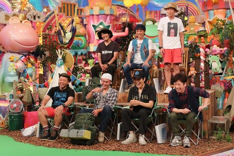 「キャンプたのしい芸人」たち。(c)テレビ朝日